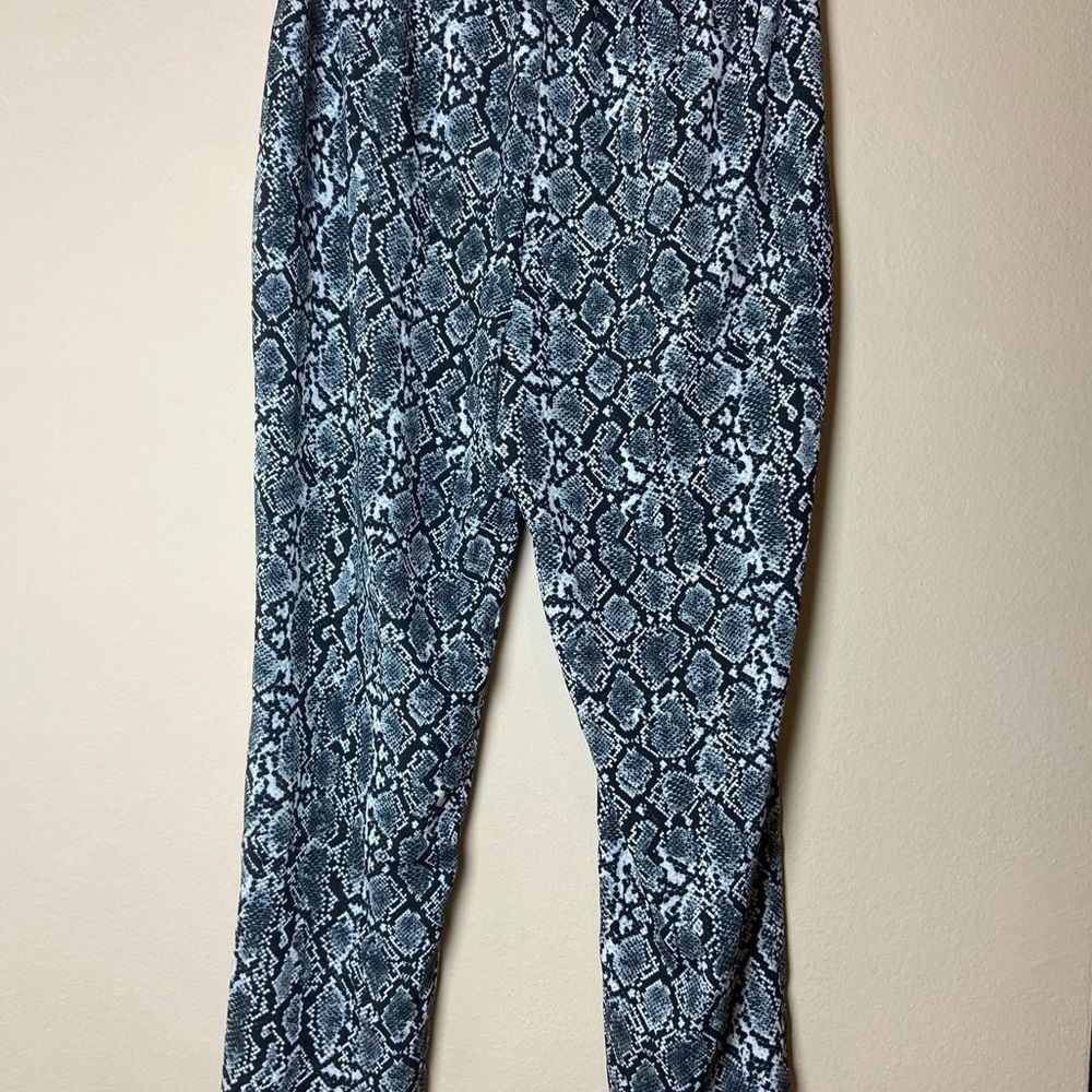 DKNY • Snake-Print Drawstring Pants - Picture 3 of 8